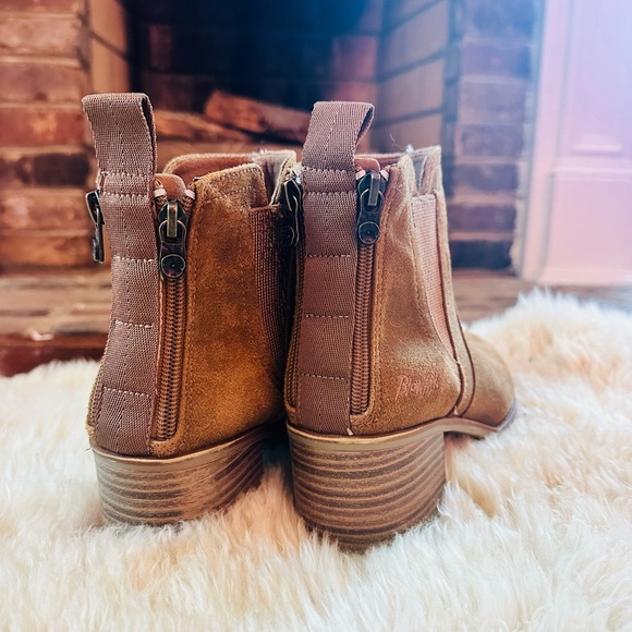 Blowfish ankle booties - Picture 2 of 8